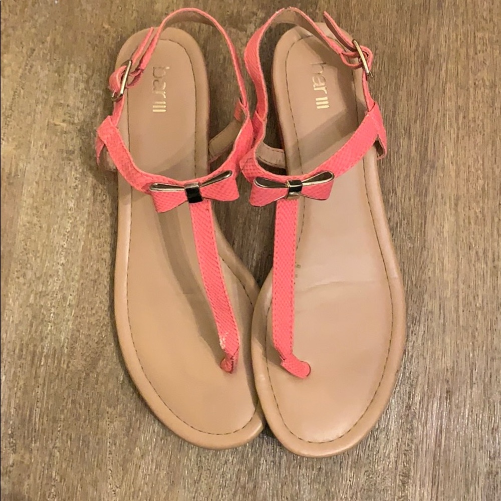 Bar III bow sandals